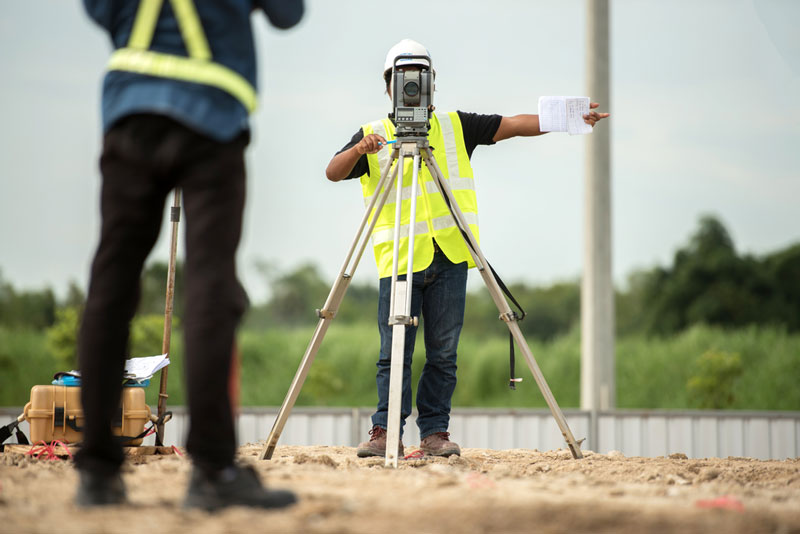 equipment used in land surveying